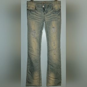 Almost Famous Denim jeans vintage 5 pocket decorative faded Distressed Y2K